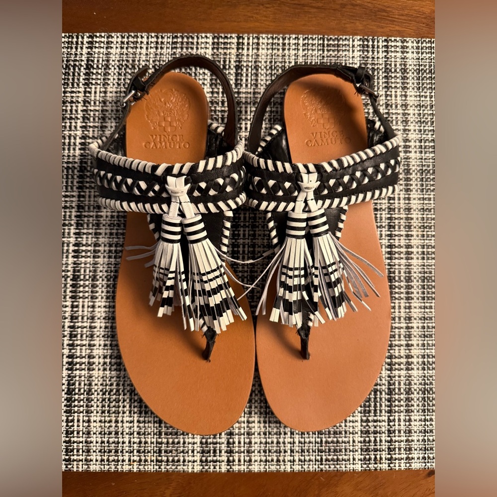 Vince Camuto Rebeka Woven Tassel Thong Sandals Size 8.5 Boho Leather Sandals